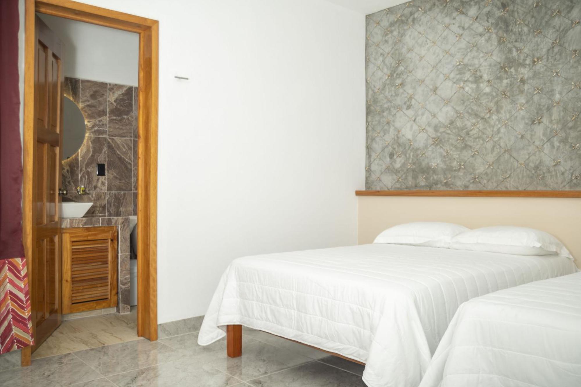 Casa Marco'S Hotel Valladolid  Buitenkant foto